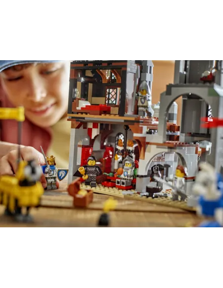 LEGO CREATOR CASTELLO DEL CAVALIERE MEDIEVALE 3 IN 1 (31168)
