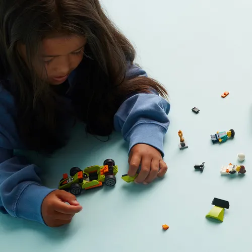 LEGO CITY AUTO DA CORSA VERDE (60399)