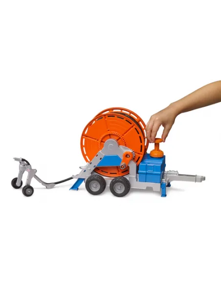BRUDER RIMORCHIO IRRIGATORE CON POMPA E AVVOLGITUBO (02034)