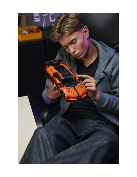 LEGO TECHNIC BUGATTI CHIRON PUR SPORT (42222)