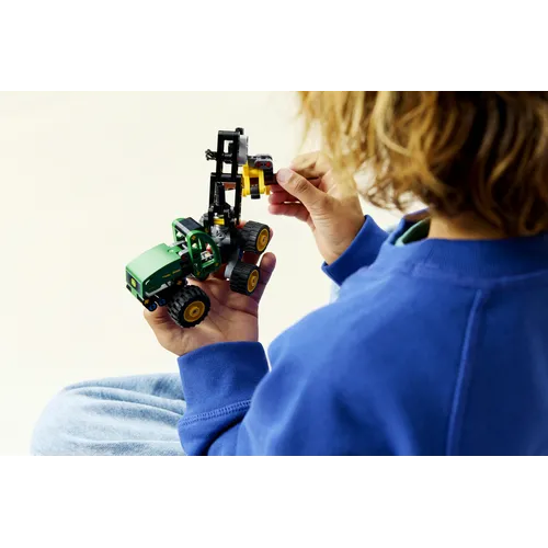LEGO TECHNIC MIETITREBBIA GOMMATO JOHN DEERE...