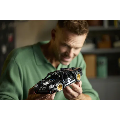 LEGO TECHNIC AUTO DA CORSA FORD GT40 MKII 1966...