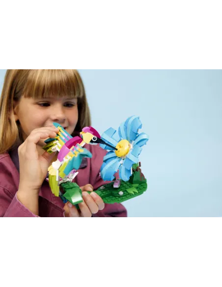 LEGO CREATOR ANIMALI SELVATICI COLIBRÌ VARIOPINTO 3 IN 1 (31384)