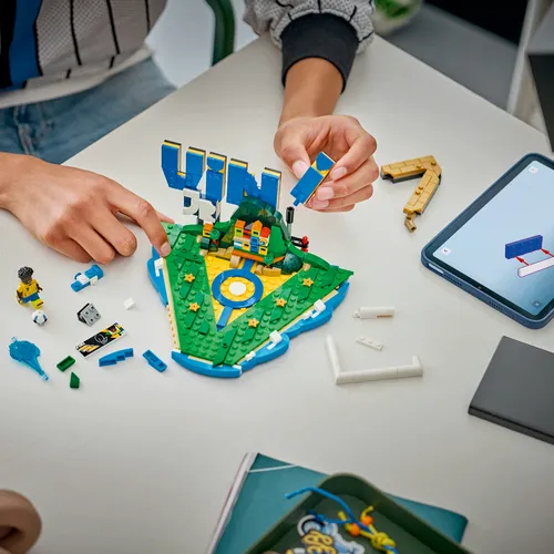 LEGO Editions Football 43027 Vini Jr. –...