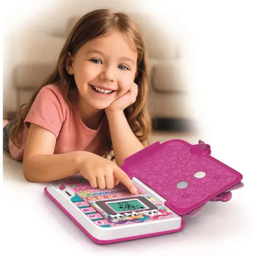 Bambina che scrive sul diario digitale Sally