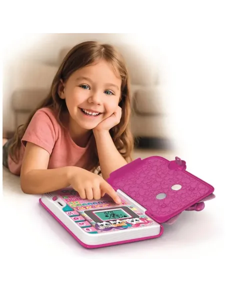 Bambina che scrive sul diario digitale Sally