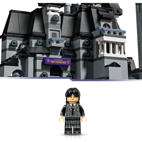 LEGO Wednesday minifigure di Mercoledì
