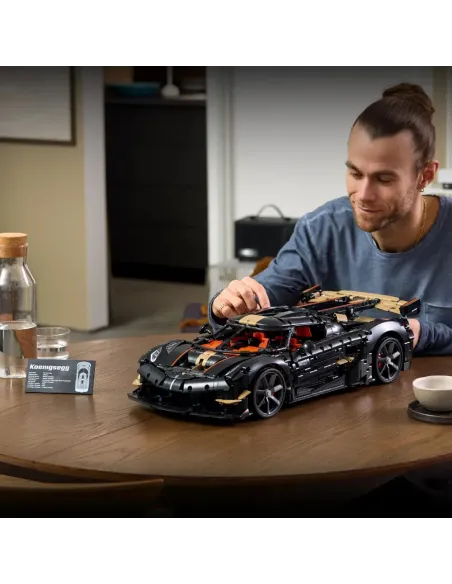 LEGO TECHNIC HYPERCAR KOENIGSEGG SADAIR'S SPEAR (42232)