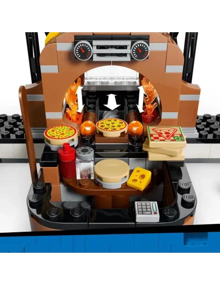 LEGO CITY CENTRO DI CONSEGNA PIZZE CON VEICOLI (60496)