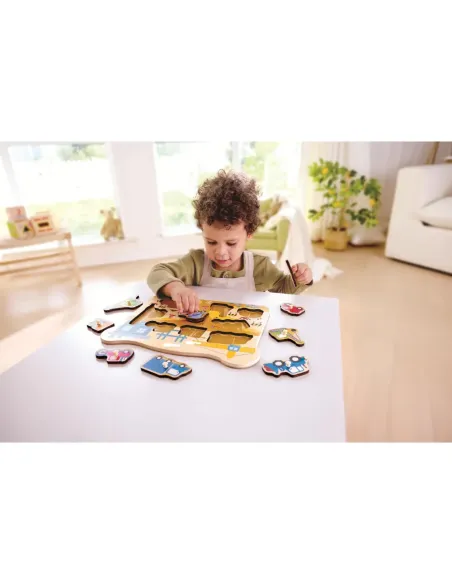 HAPE PUZZLE DEI VEICOLI IN LEGNO CON POMELLI (E1456)