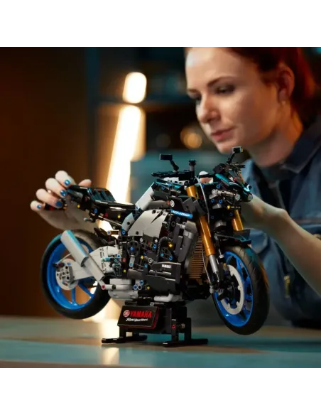 LEGO Technic Yamaha MT-10 SP