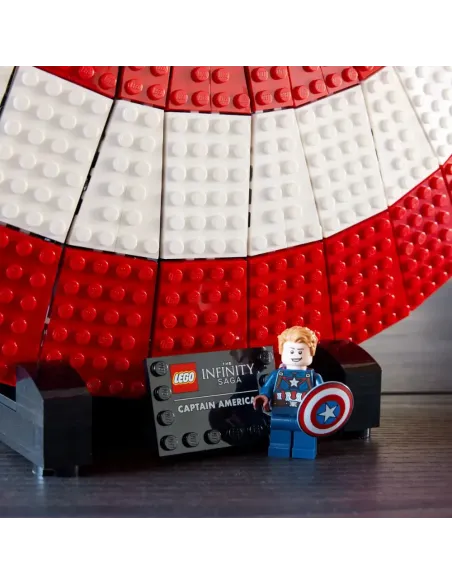 LEGO Marvel Super Heroes 76262 Marvel Scudo di Captain America, Kit di Costruzione Avengers per Adulti con Minifigure, Targhetta