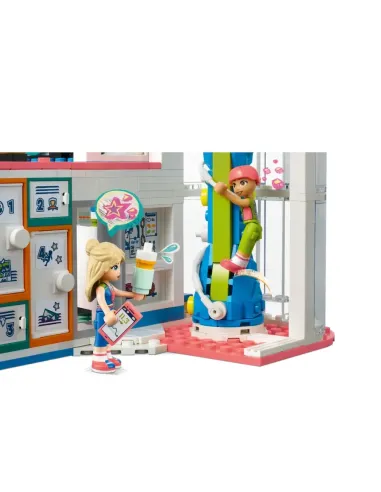 LEGO Friends 41744 Centro Sportivo, Gioco del...