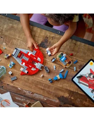 LEGO Star Wars The Crimson Firehawk™