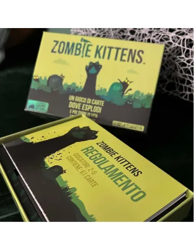 ZOMBIE KITTENS (8628)