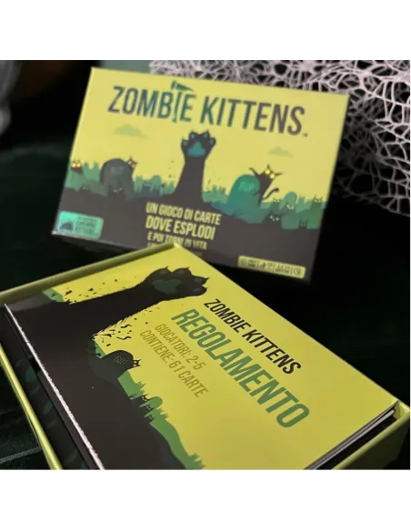 ZOMBIE KITTENS (8628)