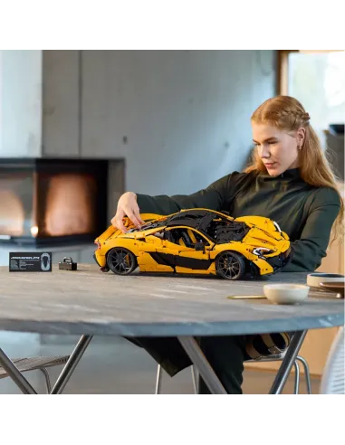 LEGO Technic McLaren P1™