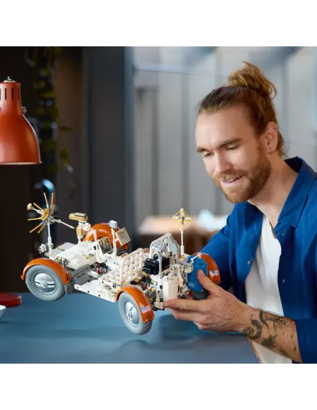 LEGO Technic Rover lunare NASA Apollo - LRV