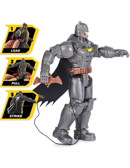 BATMAN PERS.DELUXE BATTLE STRIKE 30CM (6064833)