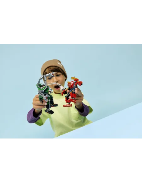 LEGO Marvel | 76338 Battaglia Mech: Spider-Man vs. Doc Ock, Giocattolo da Supereroi, 2 Action Figure, 3 Minifigure, Regalo 6+