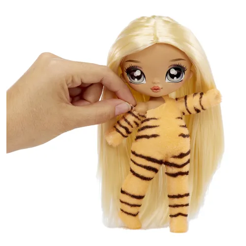 Na! Na! Na! Surprise Na! Na! Na! Fuzzy Surprise...