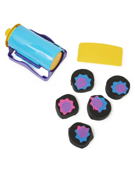 Kinetic Sand |Set Slice N' Surprise | Sabbia cinetica 380gr | Sabbia magica | Sabbia colorata nera, rosa e blu | 7 accessori e s