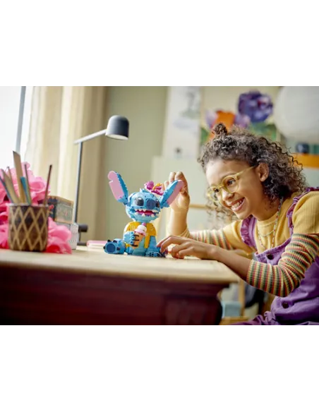 LEGO Disney 43249 Stitch, Gioco per Bambini 9+, Personaggio da Costruire con Parti Mobili, Idea Regalo Divertente dal Film