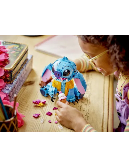 LEGO Disney 43249 Stitch, Gioco per Bambini 9+, Personaggio da Costruire con Parti Mobili, Idea Regalo Divertente dal Film