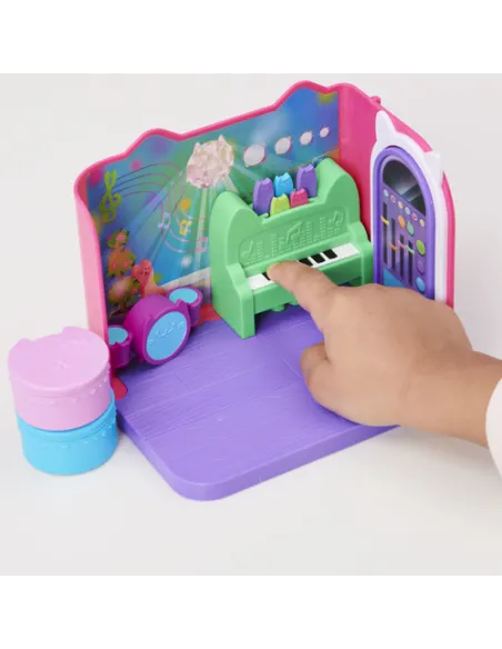 Gabby's Dollhouse , Groovy Music Room con personaggio Daniel James Catnip, 2 accessori, 2 mobili e 2 scatole con sorpresa, gioca
