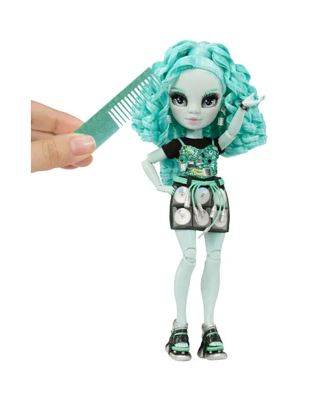 MGA Entertainment Shadow High 592808EUC bambola