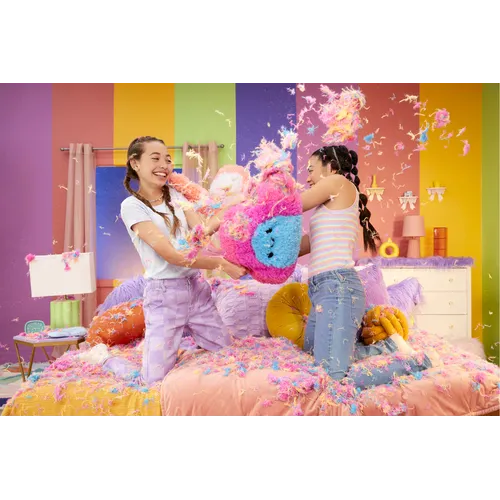 MGA Entertainment Fluffie Stuffiez Pillow Fight...