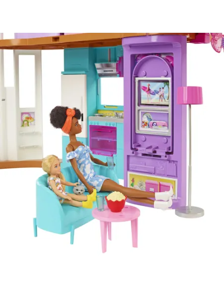 Barbie Casa di Malibu (106 cm) playset casa delle bambole con 2 piani, 6 stanze, ascensore altalena e più di 30 pezzi, Giocatto