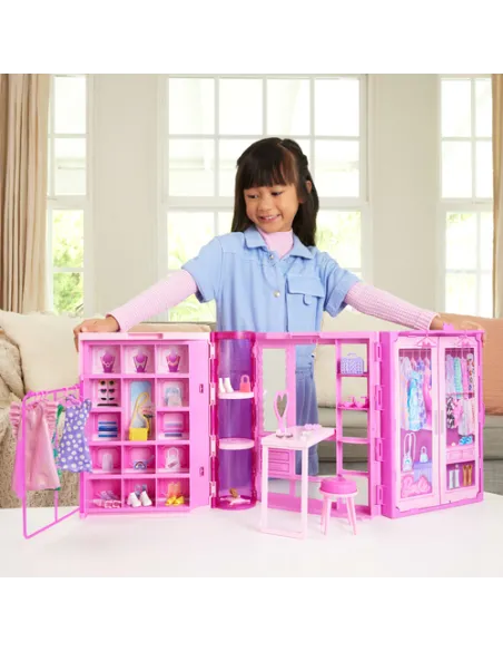 Barbie Armadio Dei Sogni Di Playset Giocattolo Con Bambola Alla Moda, Vestiti E Accessori, Larghezza Di 91 Cm Con Oltre 25 Pezzi