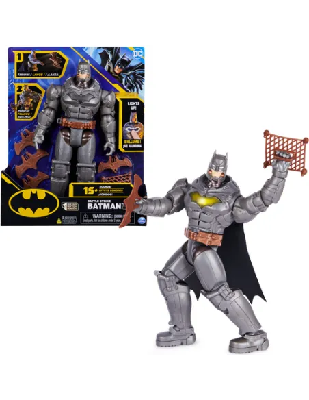 DC Comics , Batman, Personaggio Deluxe Battle Strike Batman da 30 cm, 5 Accessori, Oltre 20 Suoni, Giocattoli da Collezionare pe