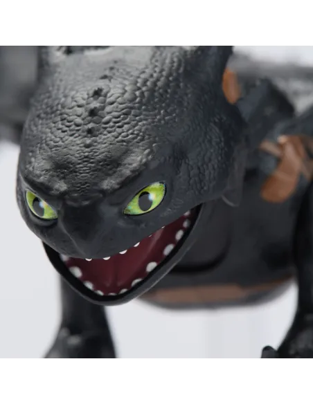 DreamWorks Dragons , How to Train Your Dragon, Sdentato Sputafuoco, Action Figure con Luci, Suoni e Ali da oltre 60 cm, Giocatto