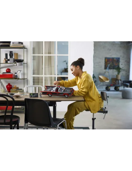 LEGO DC 76328 Batman: Batmobile Classic TV Series, Kit Modellismo da Collezione per Adulti, Idea Regalo Fan del Supereroe