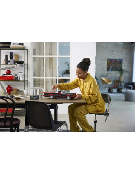 LEGO DC 76328 Batman: Batmobile Classic TV Series, Kit Modellismo da Collezione per Adulti, Idea Regalo Fan del Supereroe