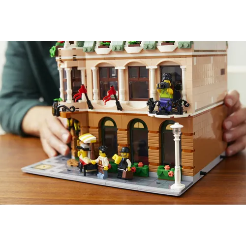 LEGO ICONS Boutique Hotel