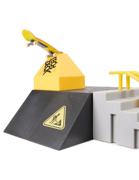 Tech Deck , Pyramid Shredder, X-Connect Park Creator, set di rampe da personalizzare e costruire con fingerboard speciale, gioca