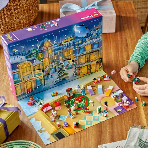 LEGO Friends 42668 Calendario dell'Avvento 2025...