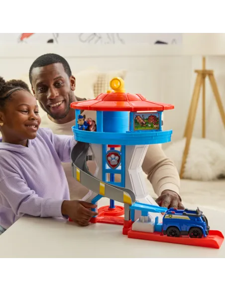 PAW Patrol , Quartier Generale, con Lanciatore per Veicoli, 2 Personaggi , Veicolo della Polizia di Chase e Accessori, Giocattol