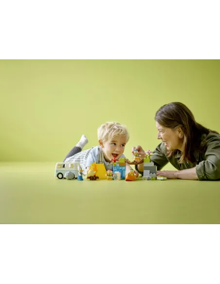 LEGO DUPLO Disney Topolino e i Suoi Amici 10997 Avventura in Campeggio con Camper Giocattolo e Paperina, Giochi per Bambini 2+