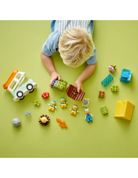 LEGO DUPLO Disney Topolino e i Suoi Amici 10997 Avventura in Campeggio con Camper Giocattolo e Paperina, Giochi per Bambini 2+
