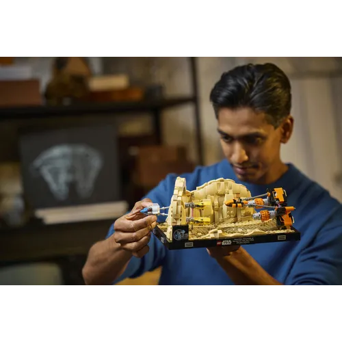 LEGO Star Wars Diorama Gara degli sgusci su Mos...