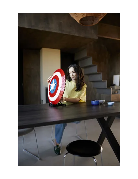 LEGO Marvel Super Heroes 76262 Marvel Scudo di Captain America, Kit di Costruzione Avengers per Adulti con Minifigure, Targhetta