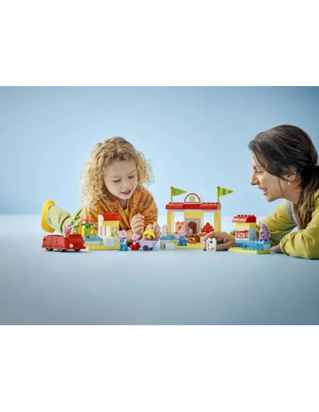 LEGO DUPLO 10434 Il Supermercato di Peppa Pig con Macchina Giocattolo e Negozio, Giochi Didattici per Bambine e Bambini da 2+