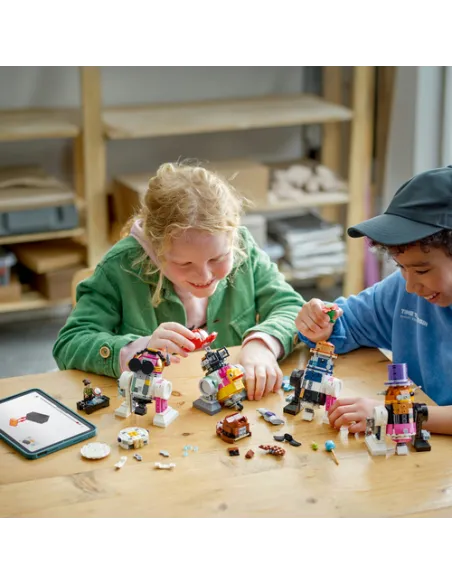 LEGO Star Wars 75392 Gioco Creativo - Costruisci un Droide, Set per Costruire 4 Droidi, Giochi per Bambini 9+ con Minifigure