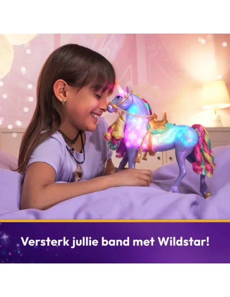 UNICORN ACADEMY RAINBOW LIGHT-UP WILDSTAR (6071157)